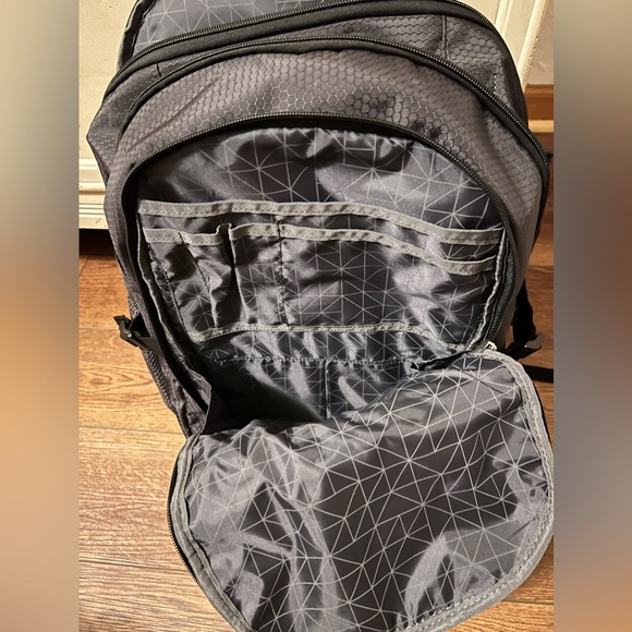 High Sierra Backpack - Picture 5 of 8